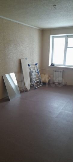 Доля в 2-к. квартире, 42,7 м², 5/5 эт.