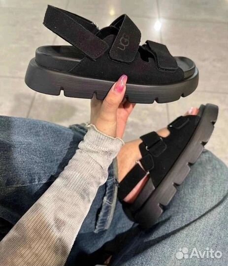 Сандалии женские 38 размер UGG