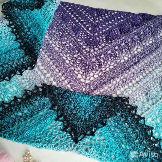 Бактус (платок, шаль, шарф) ручная работа