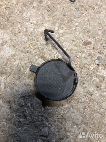 Заглушка буксировочного крюка шкода рапид 1