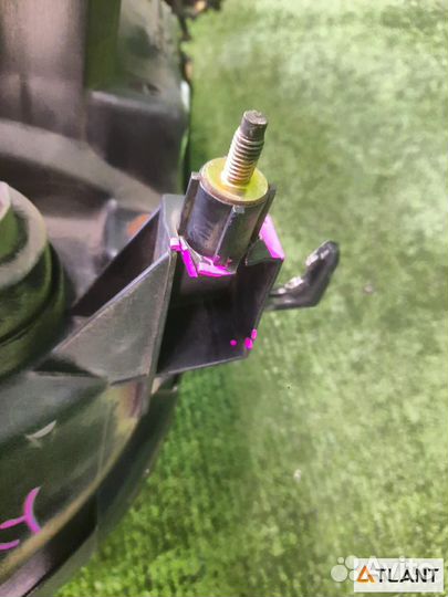 Фара передняя левая nissan laurel