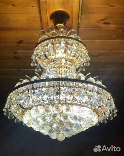 Люстра хрустальная большая