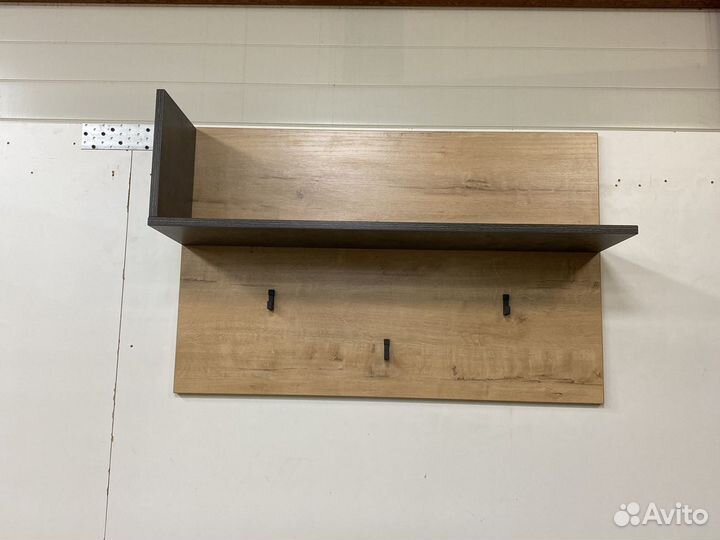 Вешалка в прихожую