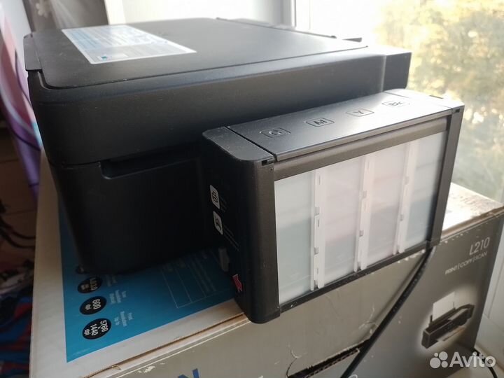 Цветной струйный принтер epson