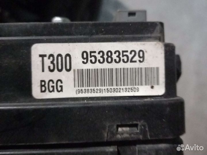 Chevrolet aveo т300 блок предохранителей