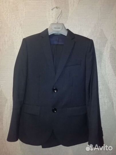 Костюм классический на мальчика