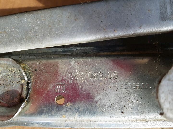 Стеклоподьемник передний правый Опель Вектра Б