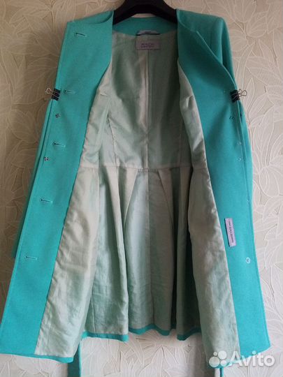 Плащ женский размер 46