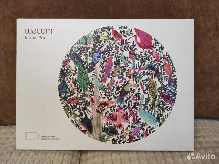 Графический планшет Wacom Intuos Pro M (PTH-660)