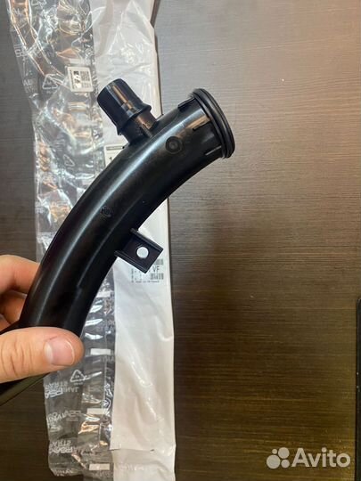 Патрубок помпы EP6 Peugeot 207, Citroen C4