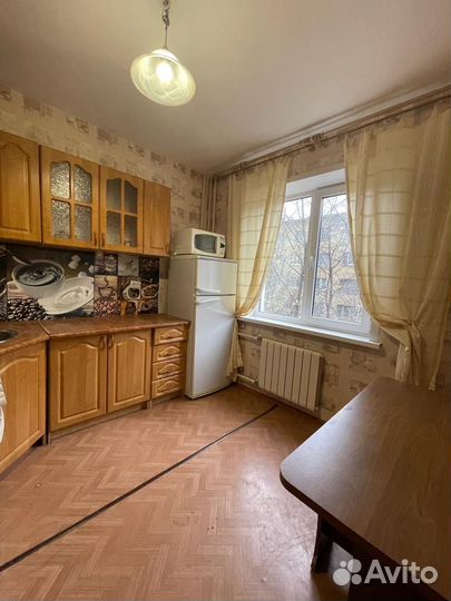 Кухонный гарнитур угловой бу