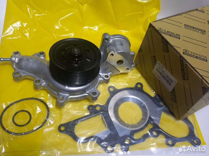 Помпа водяная Toyota LC200 1610059366