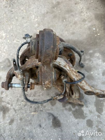 Кулак задний правый Kia Ceed ED