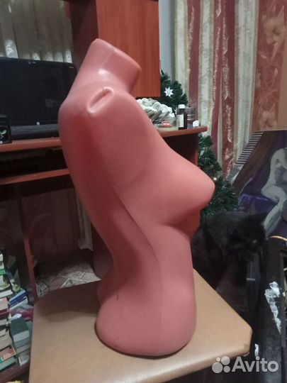 Манекен,женский витринный