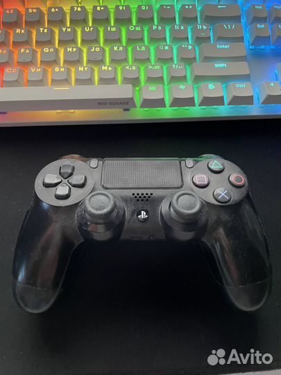 Джойстик Sony PS4