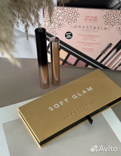 ABH Soft Glam набор