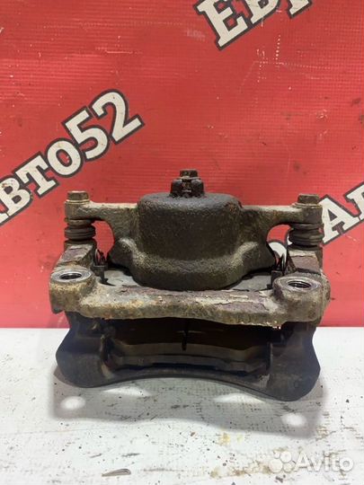 Суппорт тормозной передний правый Nissan X-Trail