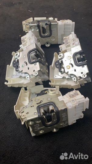 Замки дверей Мерседес мл 164 гл 164