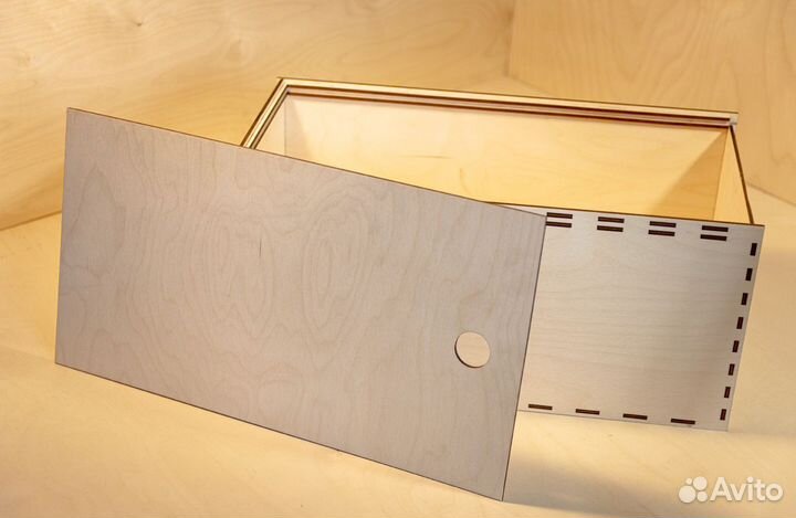 Деревянный ящик