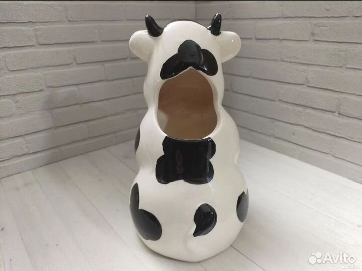 Статуэтка в виде коровы