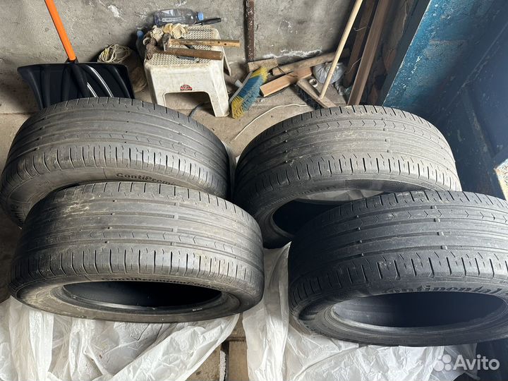 Continental ContiPremiumContact 5 225/60 R17 99V