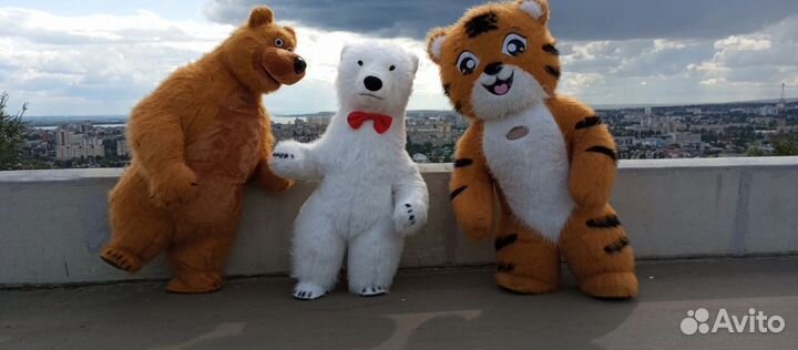 Поздравление от ростовой куклы