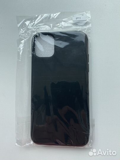 Чехол на iPhone 11