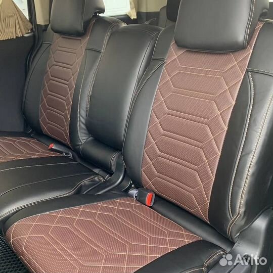 Авточехлы для Mitsubishi Delica D5