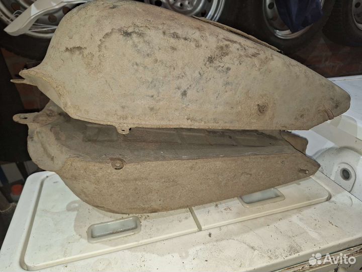 Бензобак урал 72