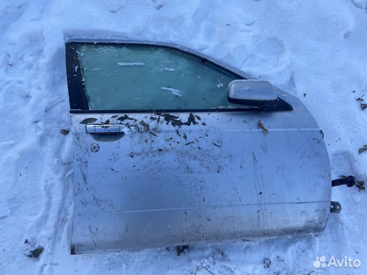 Двери Nissan bluebird u14