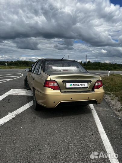 Daewoo Nexia 1.6 МТ, 2011, 200 000 км