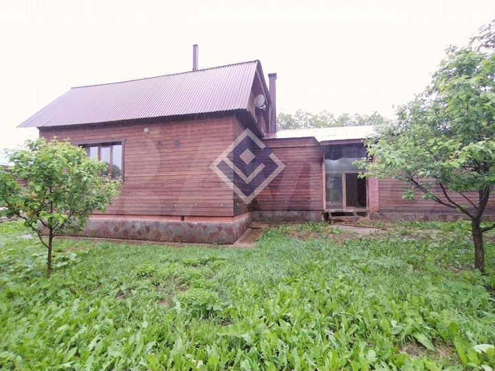 Дом 126 м² на участке 9,5 сот.