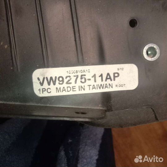 Рамка радиатора polo VW9275-11AP