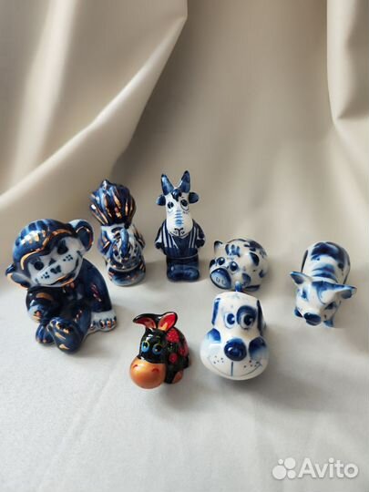 Декоративные фигурки Гжель Хохлома