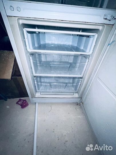 Холодильник индезит двухкамерный