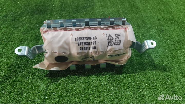 Подушка безопасности в торпедо Nissan Qashqai J11