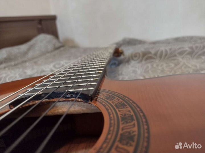 Классическая гитара с подключением