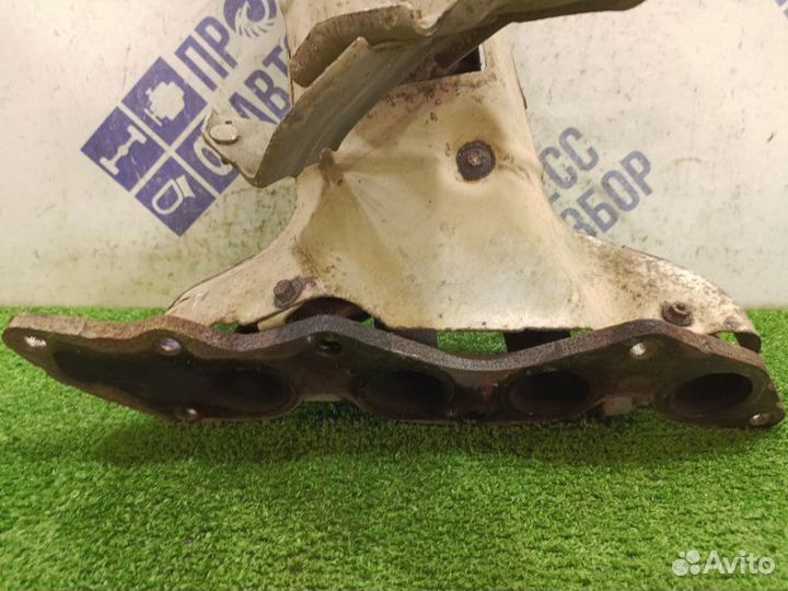 Выпускной коллектор Mazda 6 Gg седан 1.8 L8 2004