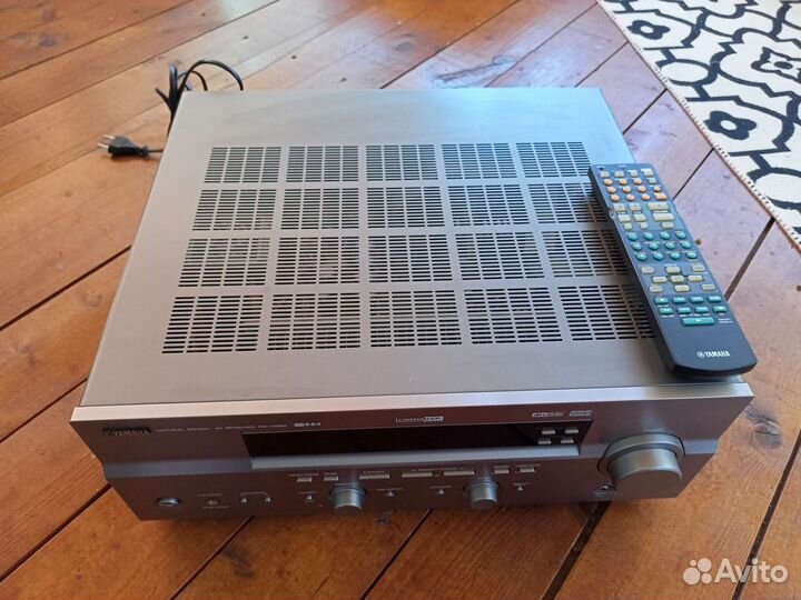 Ресивер аудио-видео Yamaha RX-V 550