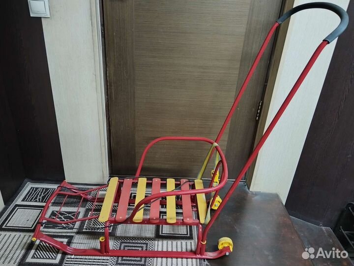 Детские санки с колесами