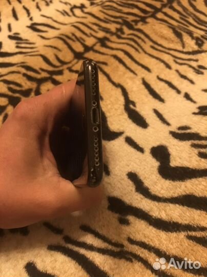 Телефон iPhone 7 128gb