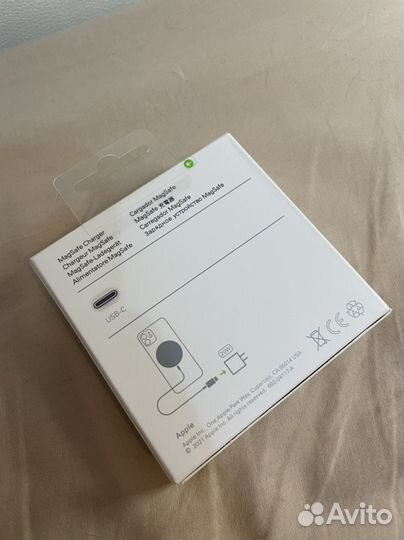 Беспроводная зарядка magsafe