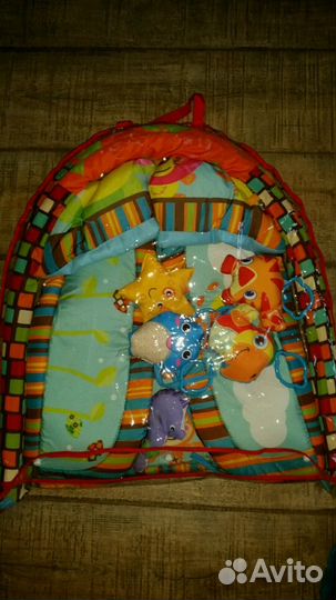 Развивающий коврик