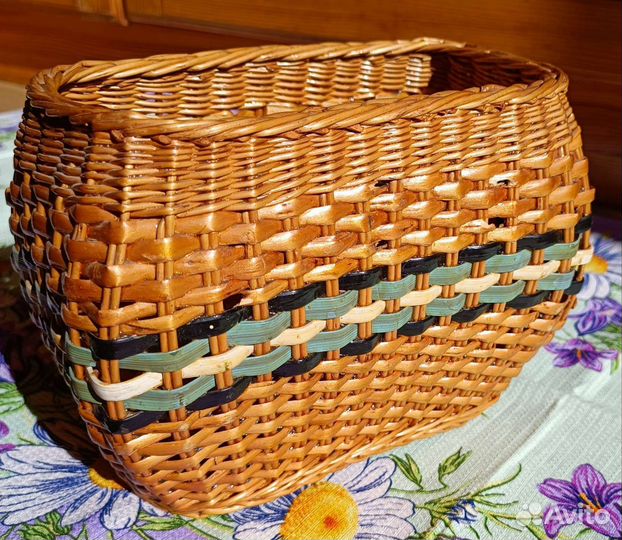 Корзина плетеная