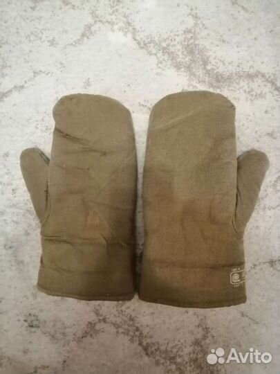 Варежки натуральные