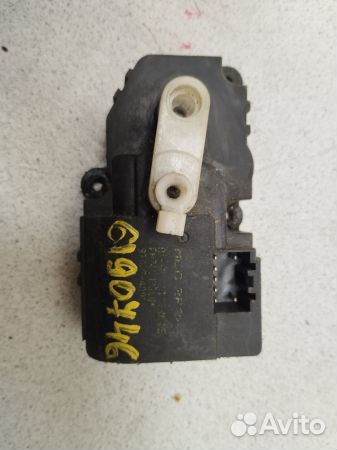 Моторчик заслонки печки