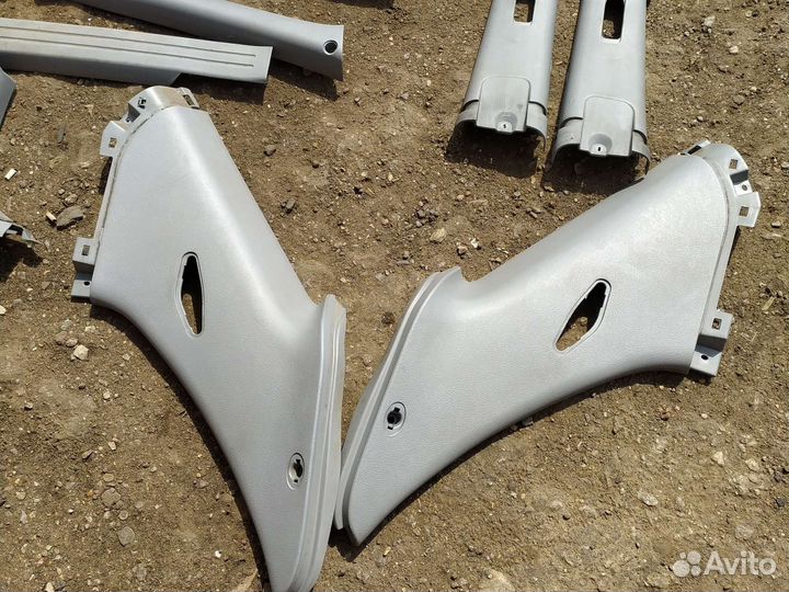 Салонный пластик KIA sorento 2005г. 2.5 aт дизель