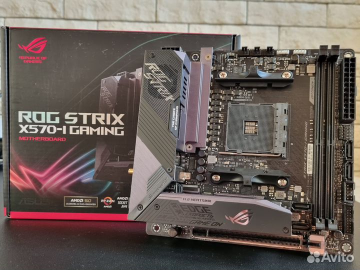 Материнская плата mini-ITX asus ROG strix X570-I