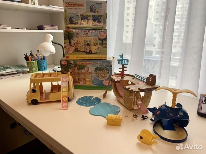 Sylvanian Families корабль, кит и др