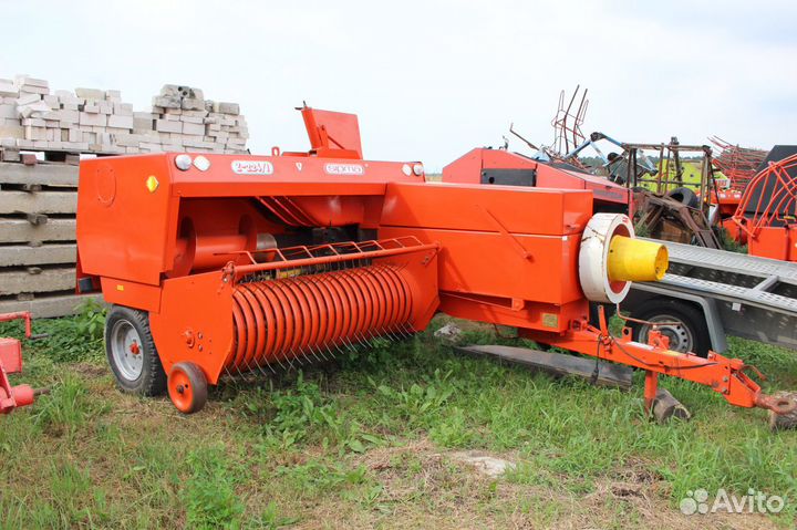 Пресс-подборщик Sipma Z224/1, 2001